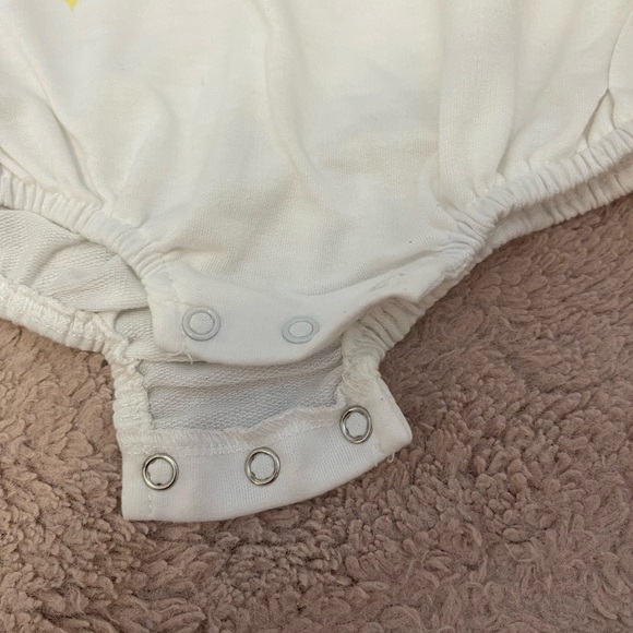 Little Shark and Co NSYNC onesie jumper - Picture 4 of 10